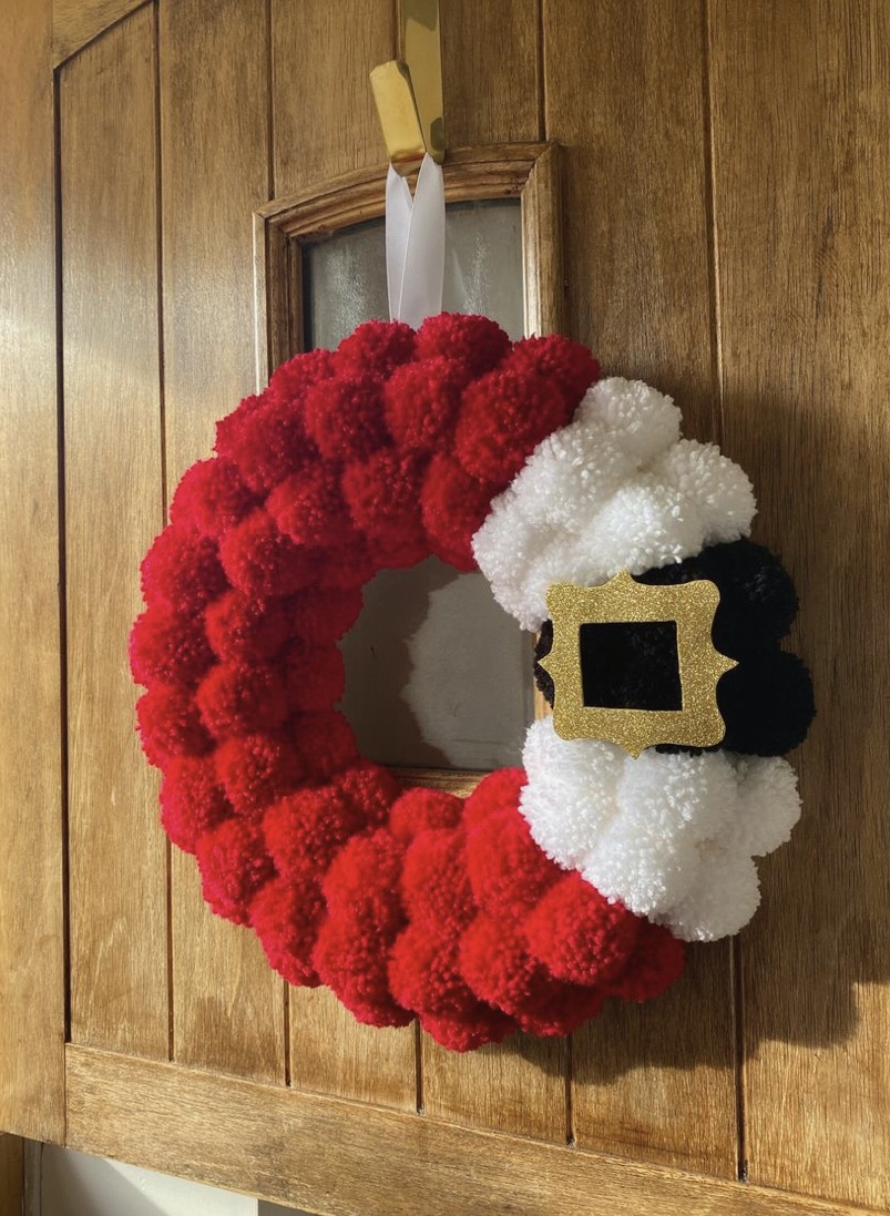 Everyone Can Do It!! - Pom Pom Wreaths at the November Retreat - 21/11/26 - Image 10